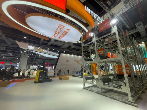 數(shù)智化與低碳化聯(lián)動 大模型與工業(yè)融合